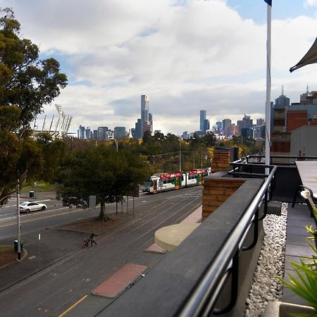 Quest East Melbourne Aparthotel Exterior photo