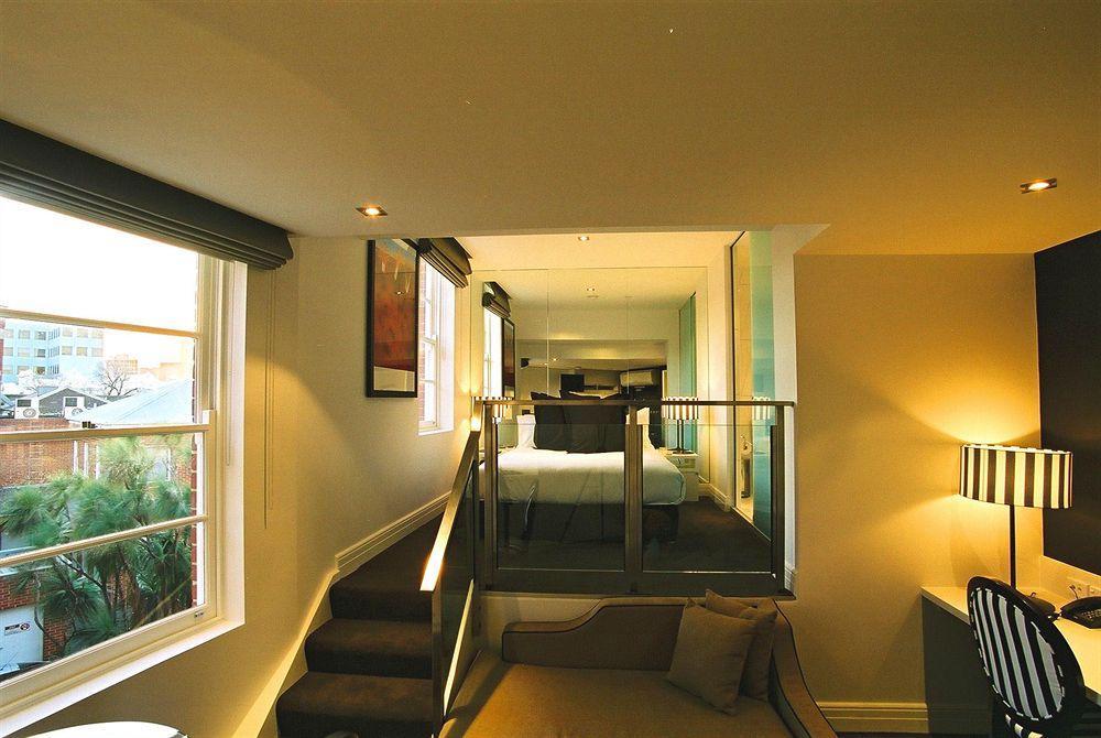Quest East Melbourne Aparthotel Room photo