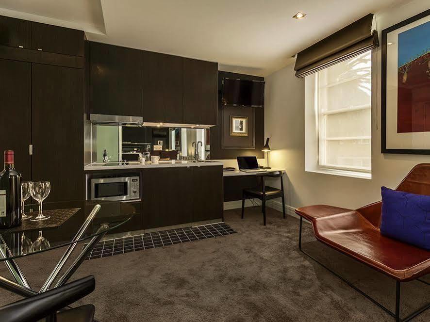 Quest East Melbourne Aparthotel Exterior photo
